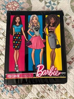 Barbie Fashionistas Carrying Case